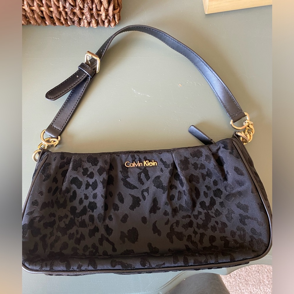 Calvin Klein purse ￼